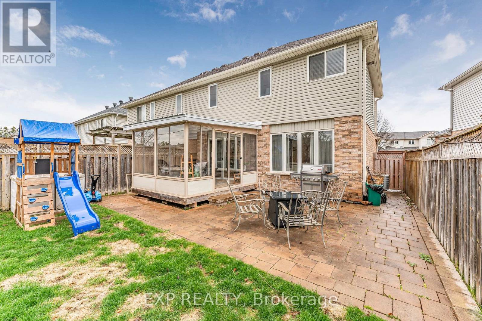 Photo 36 of 19 Heritage Court, Barrie ON