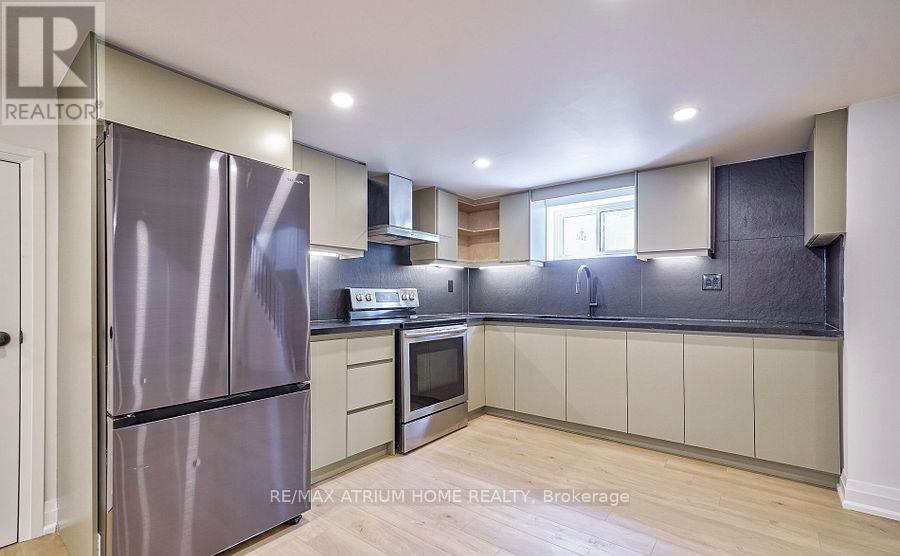 Photo 14 of 567 Atwater Avenue, Mississauga ON