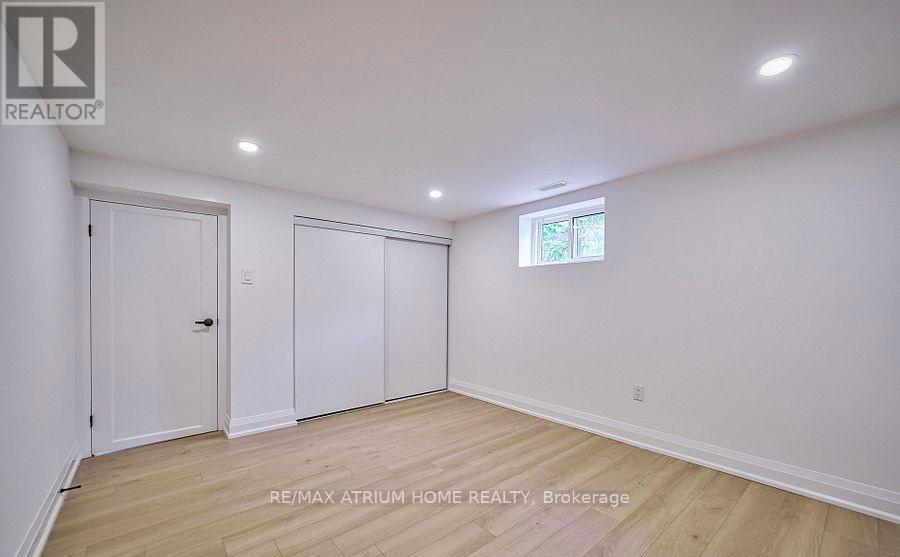 Photo 2 of 567 Atwater Avenue, Mississauga ON