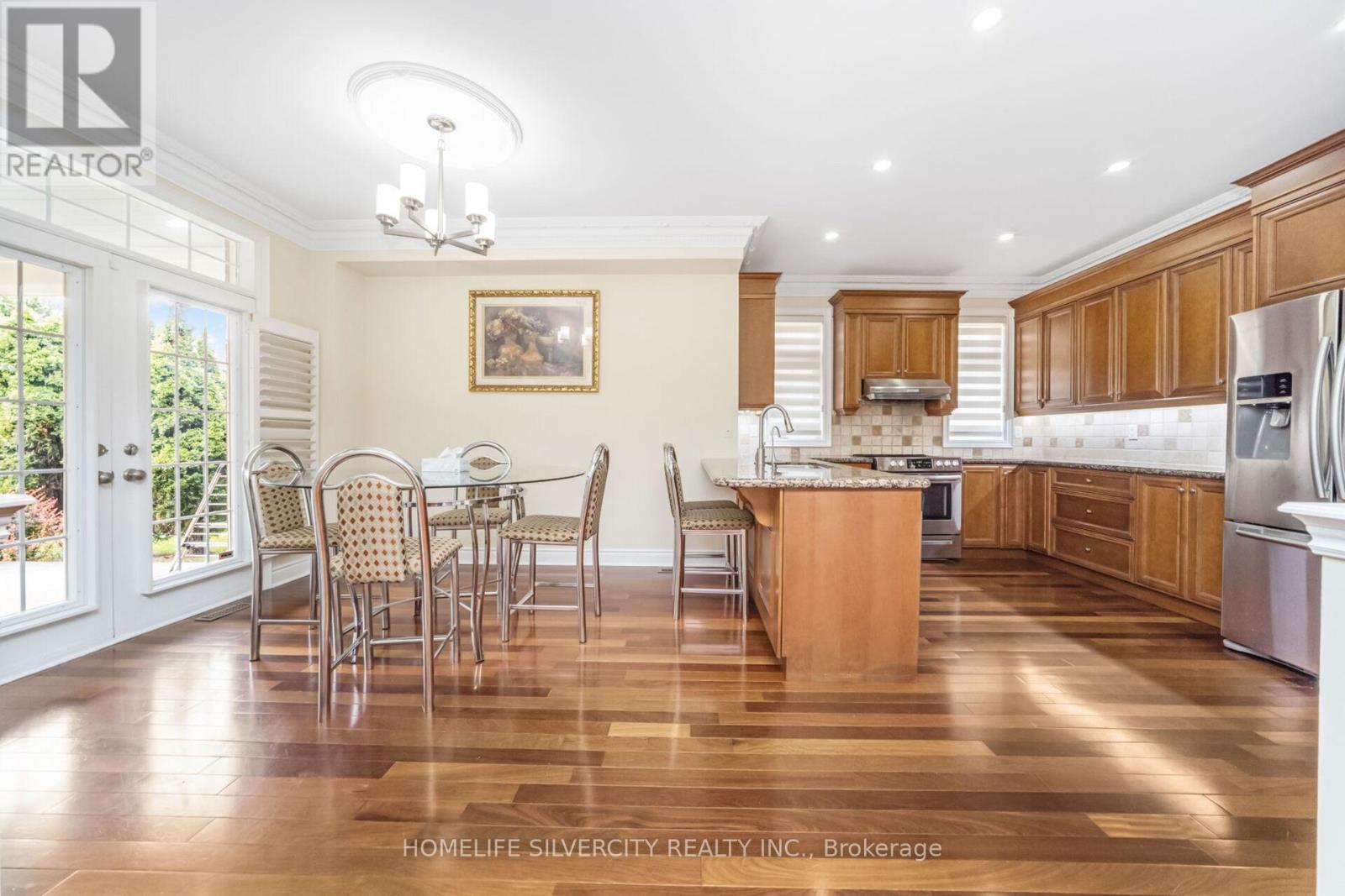 Photo 11 of 1587 Hallstone Road, Brampton ON