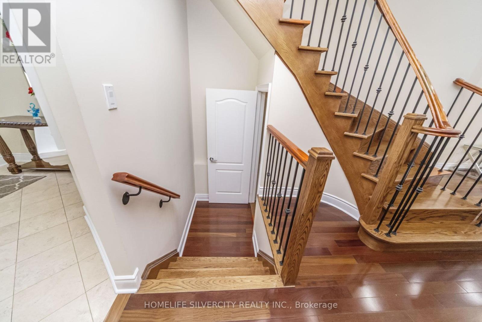 Photo 34 of 1587 Hallstone Road, Brampton ON