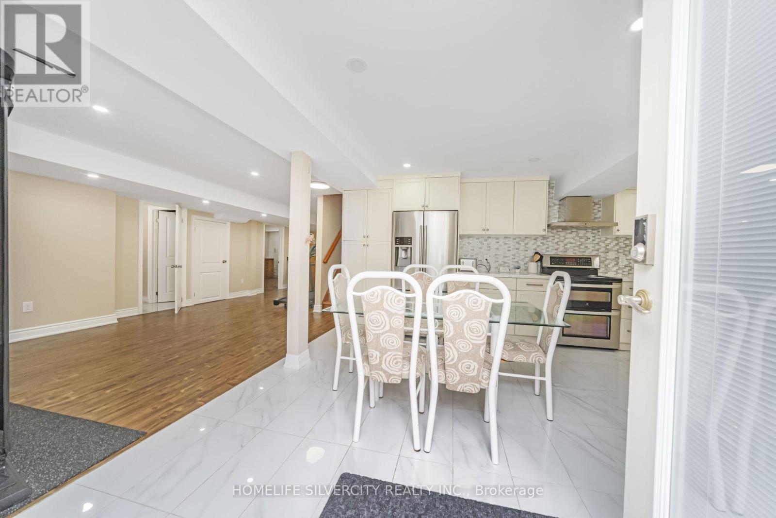 Photo 35 of 1587 Hallstone Road, Brampton ON