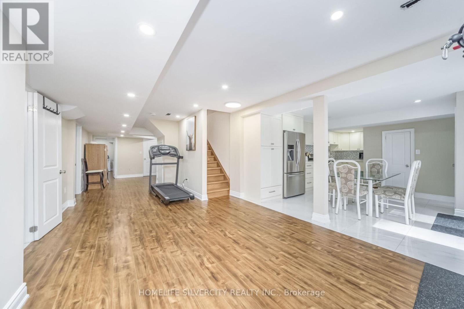 Photo 39 of 1587 Hallstone Road, Brampton ON