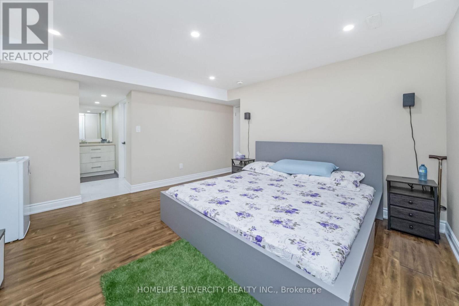Photo 41 of 1587 Hallstone Road, Brampton ON