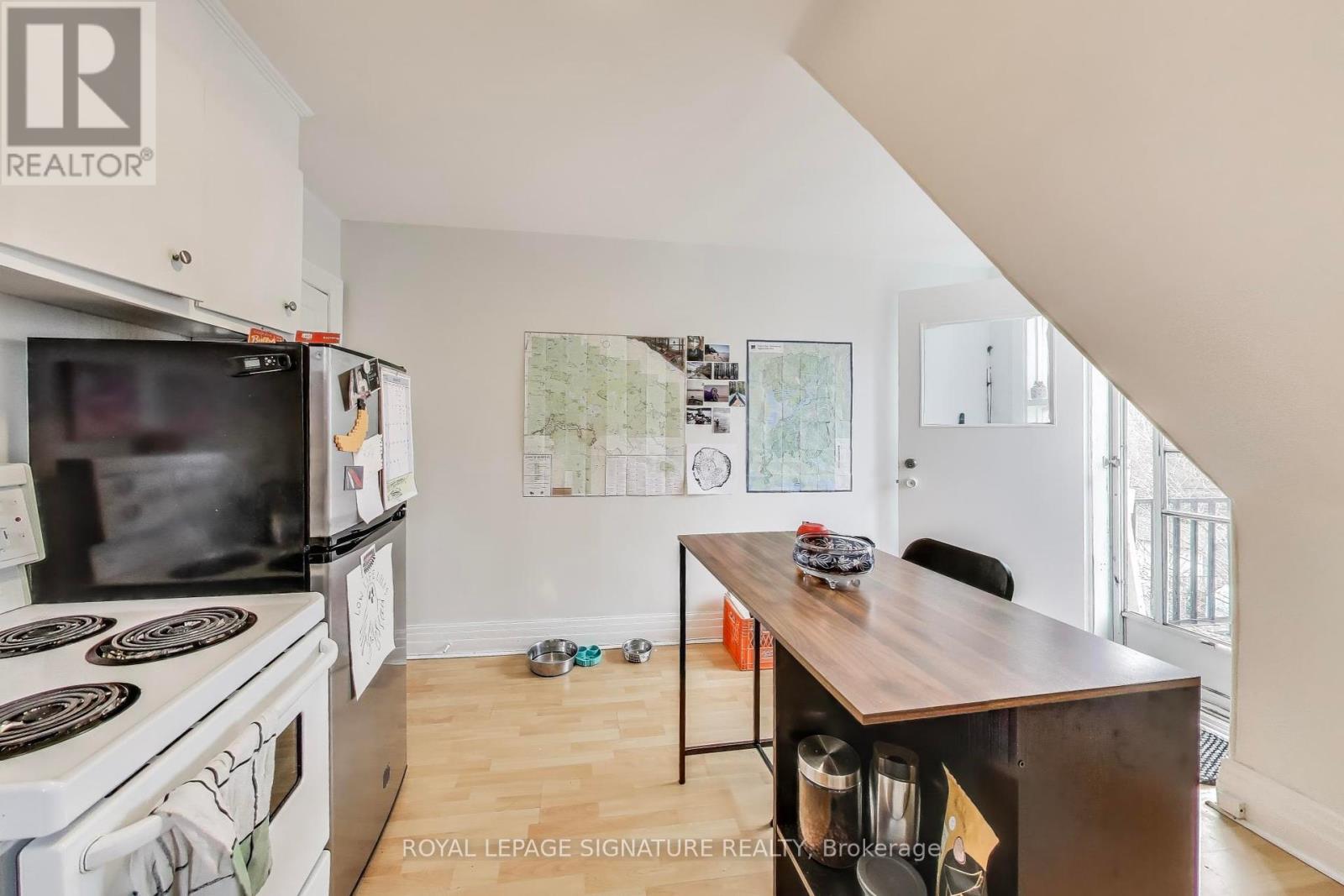Photo 26 of 232 Pacific Avenue, Toronto ON