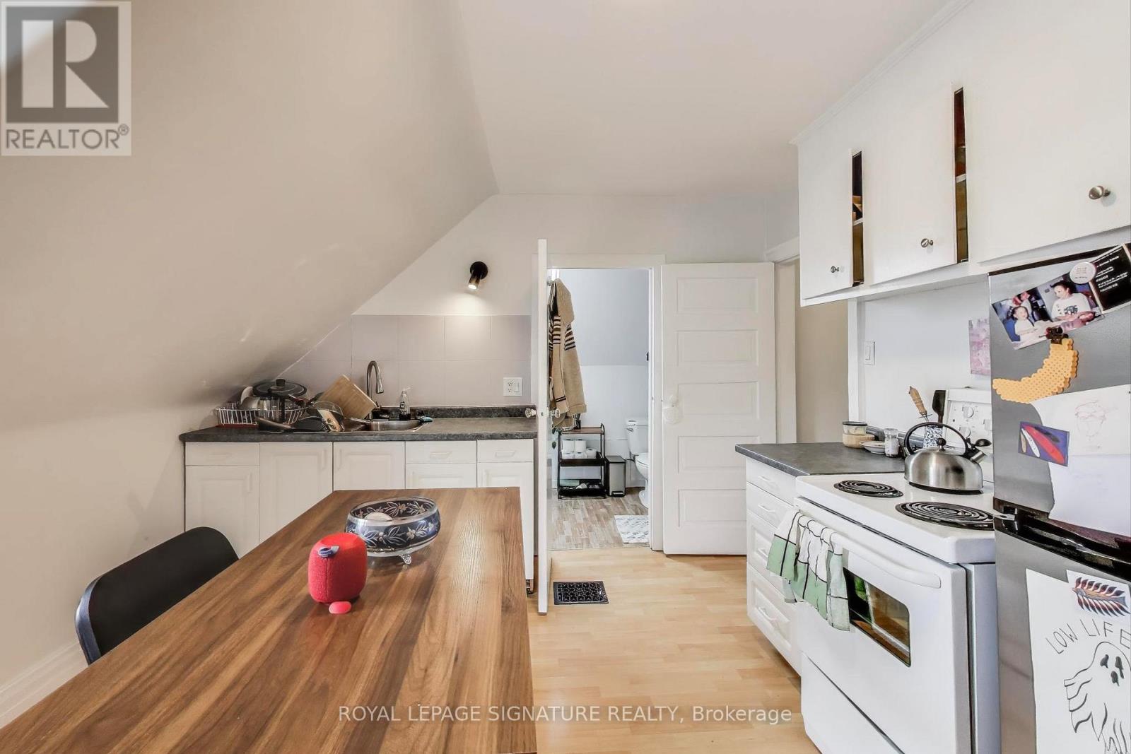 Photo 27 of 232 Pacific Avenue, Toronto ON
