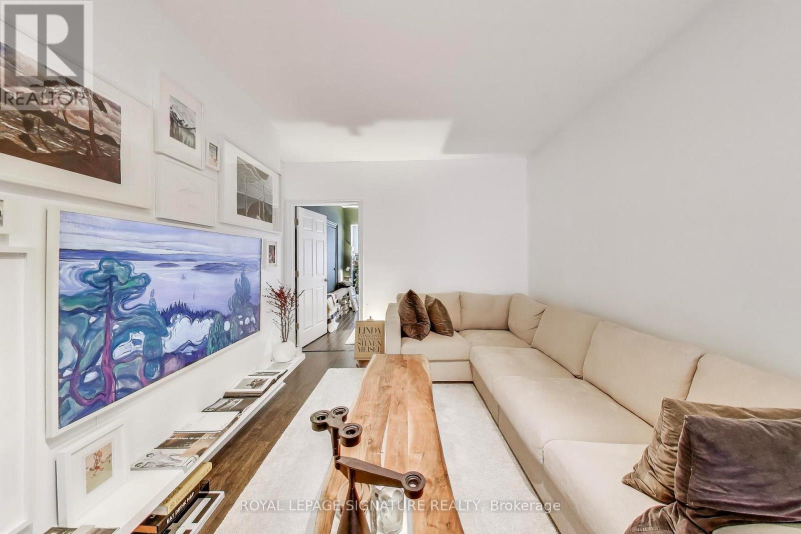 Photo 3 of 232 Pacific Avenue, Toronto ON