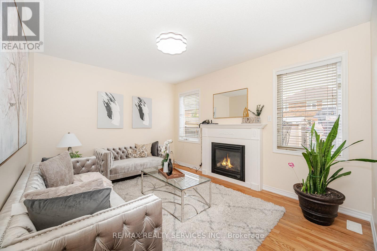 Photo 23 of 5 Goswell Street, Brampton ON
