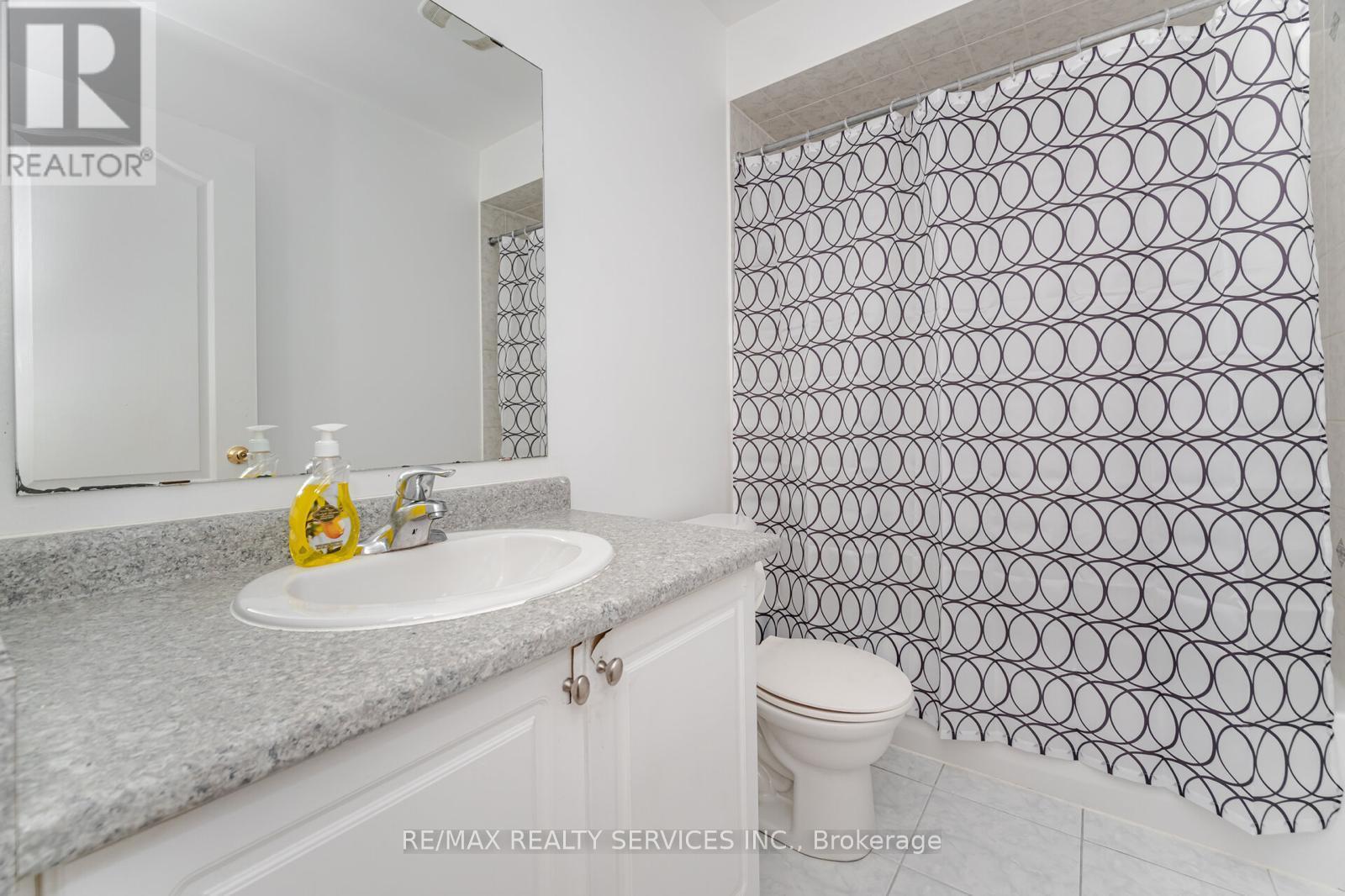 Photo 5 of 5 Goswell Street, Brampton ON