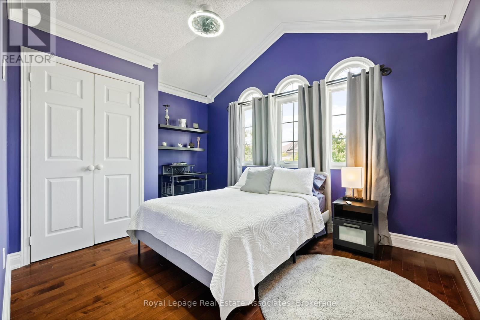 Photo 35 of 3268 Springrun Way, Mississauga ON