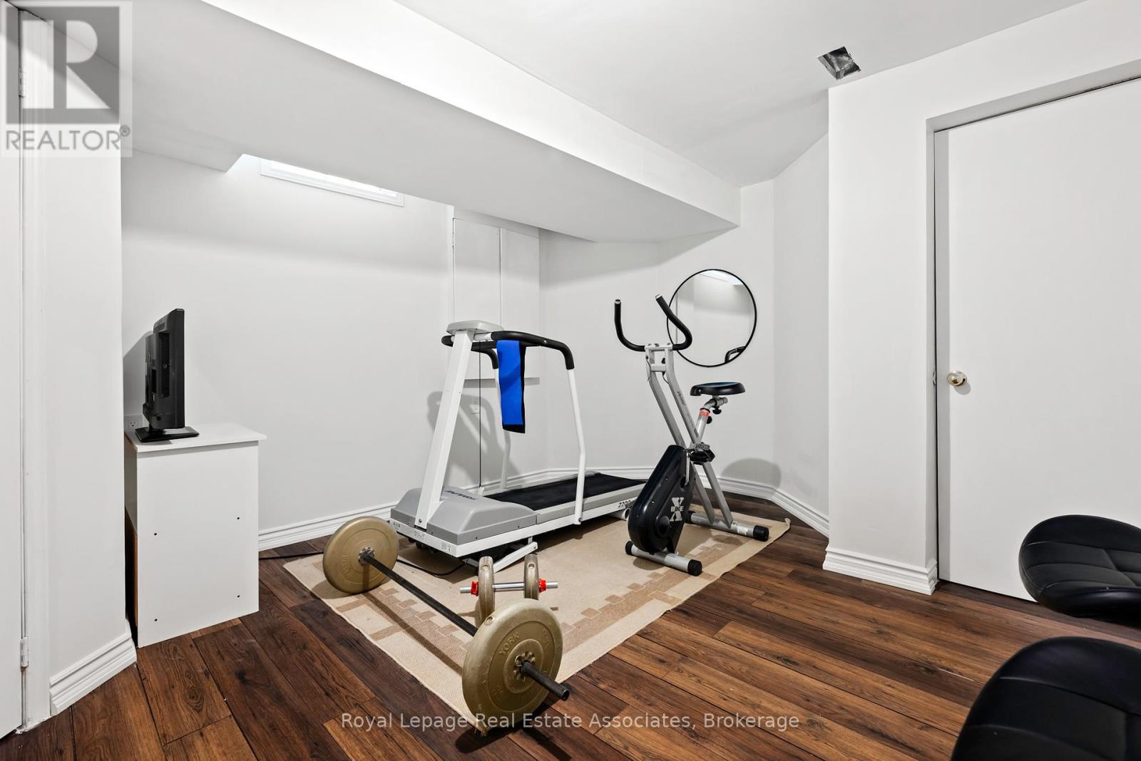 Photo 38 of 3268 Springrun Way, Mississauga ON
