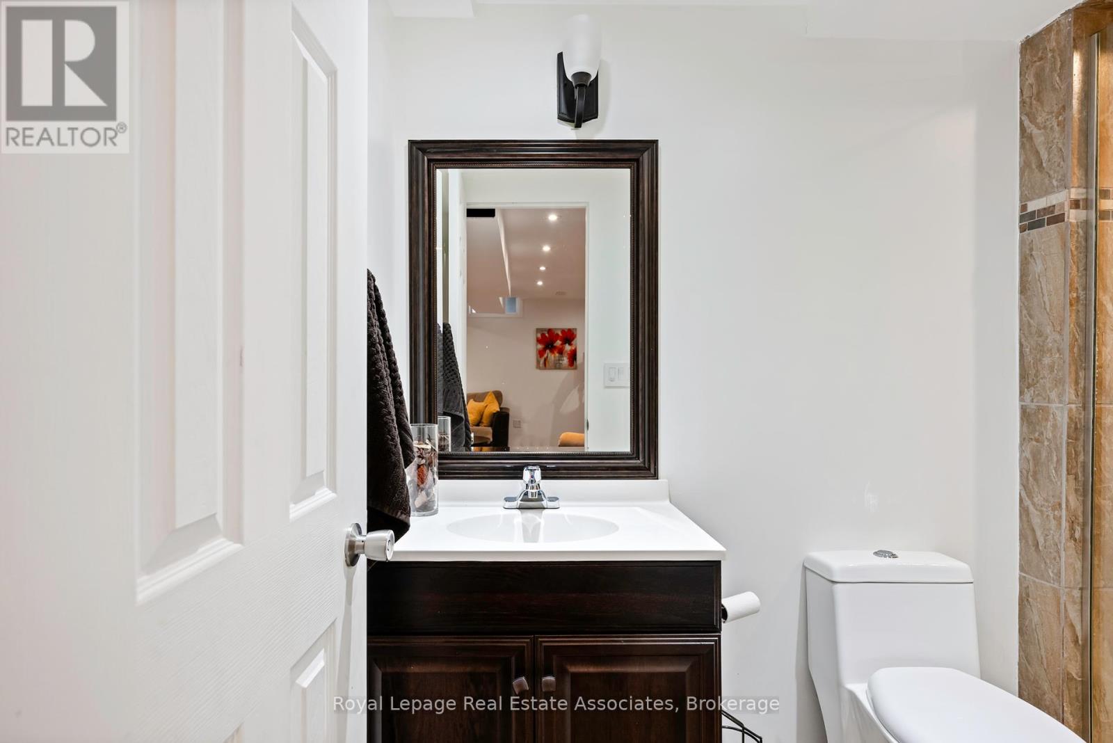 Photo 43 of 3268 Springrun Way, Mississauga ON