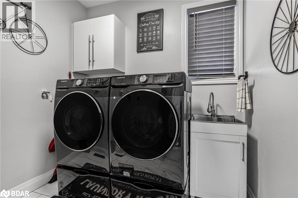 Photo 23 of 3075 Orion Blvd Boulevard, Orillia ON