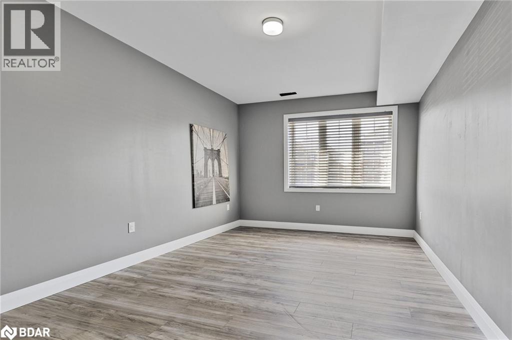 Photo 38 of 3075 Orion Blvd Boulevard, Orillia ON
