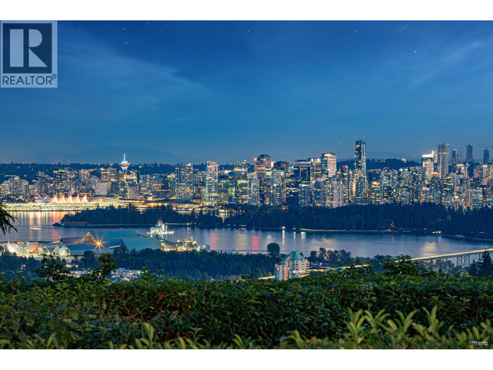 Photo 25 of 848 Fairmile Road, West Vancouver BC