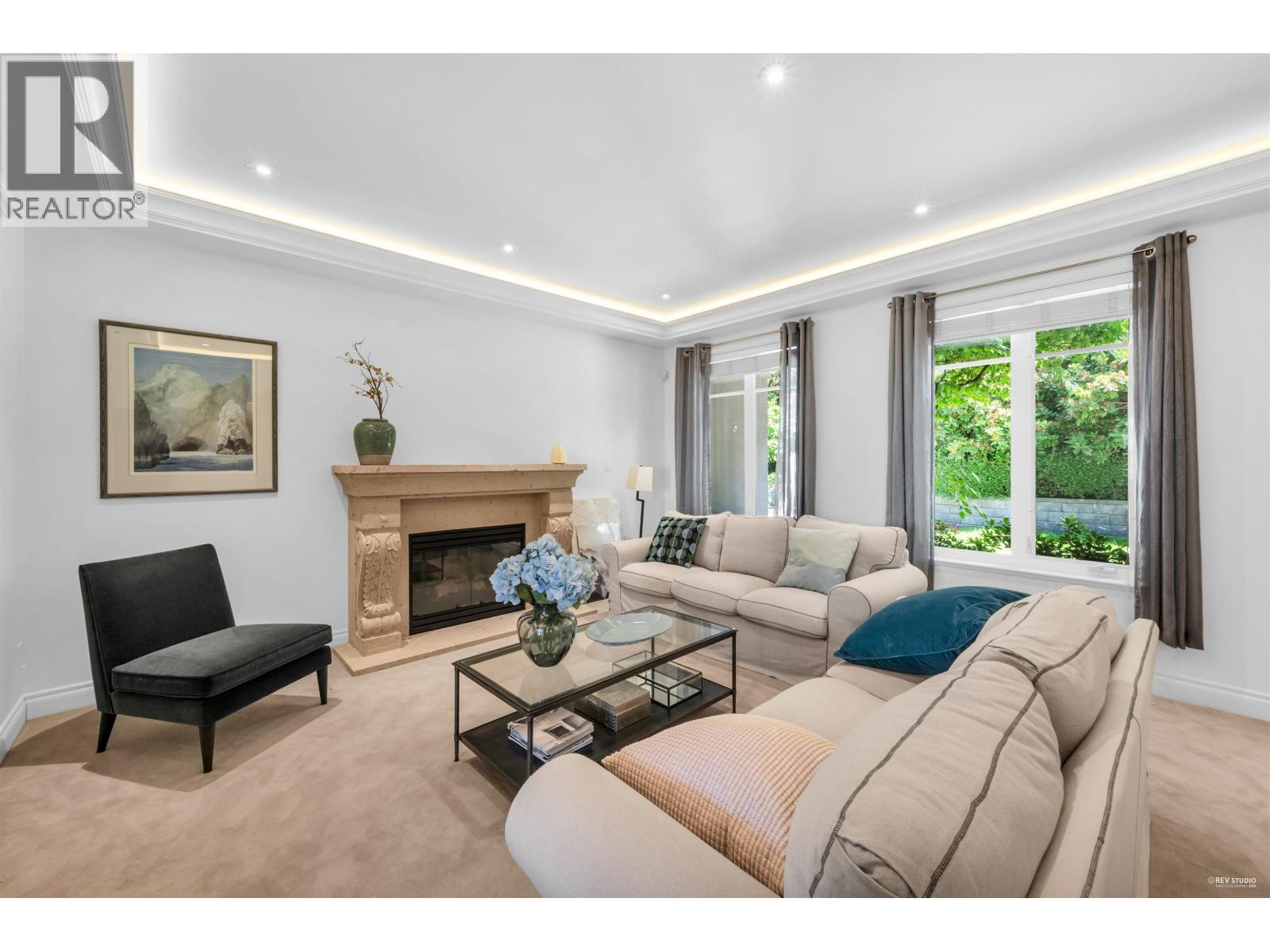 Photo 5 of 848 Fairmile Road, West Vancouver BC
