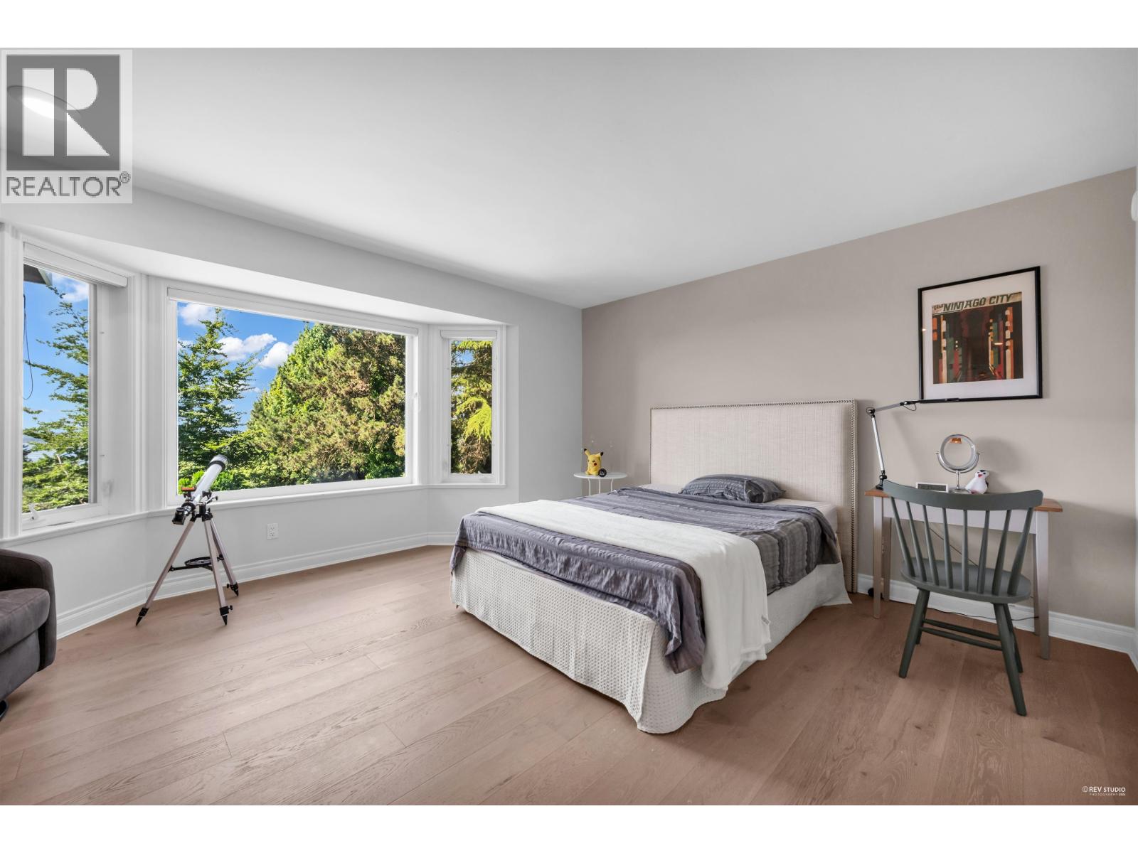 Photo 7 of 848 Fairmile Road, West Vancouver BC