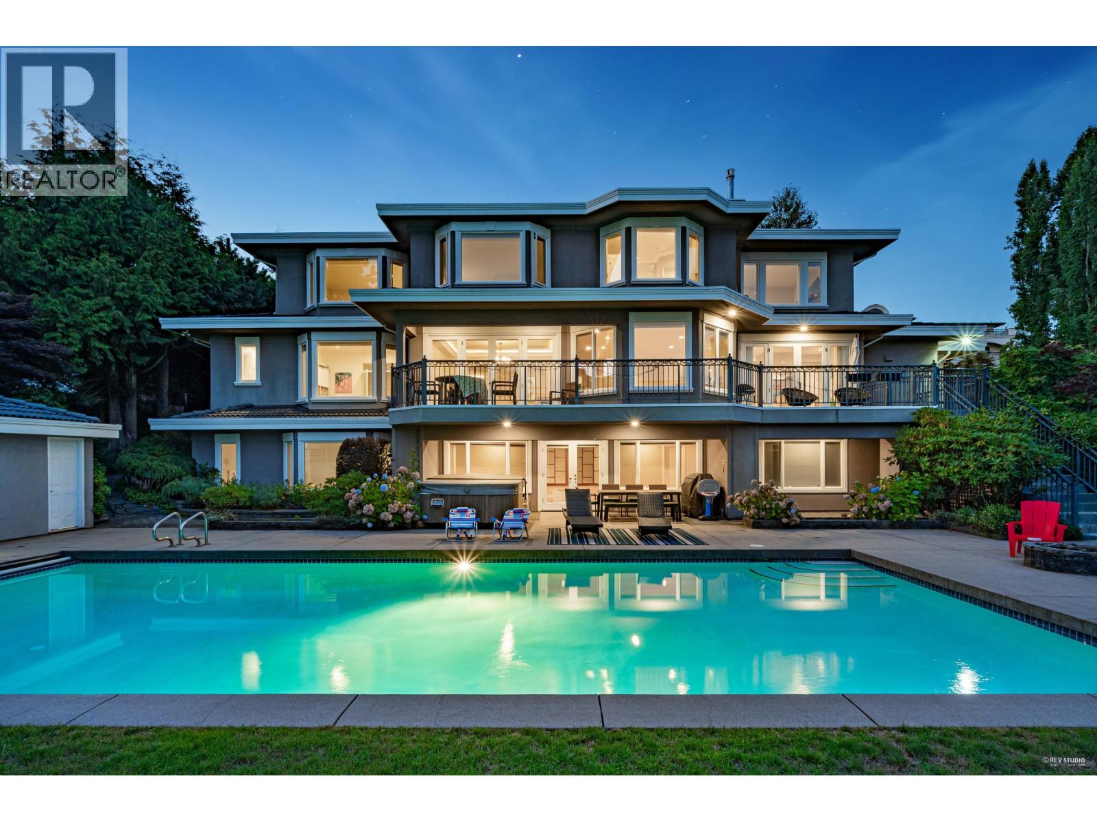 Photo 2 of 848 Fairmile Road, West Vancouver BC
