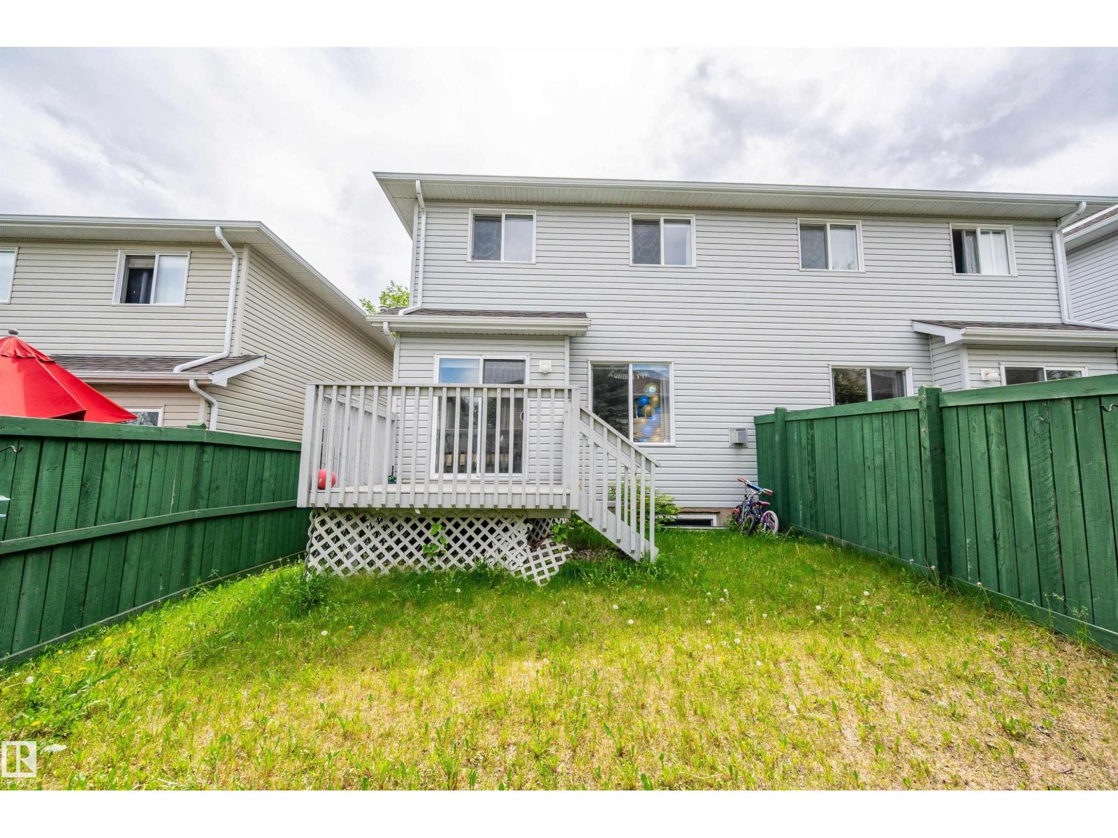 Photo 2 of 76 115 Chestermere Dr, Sherwood Park AB