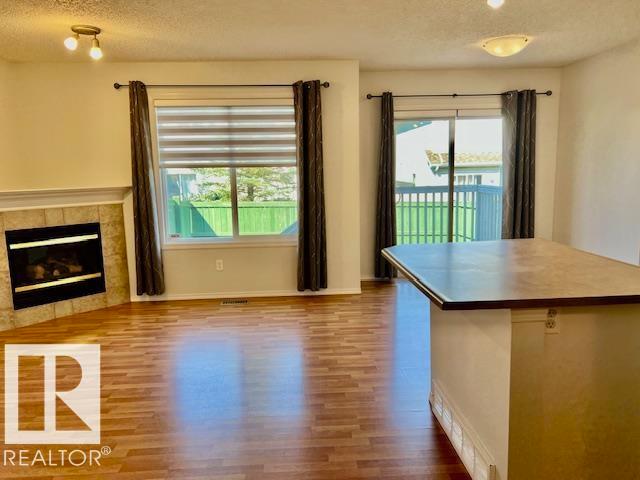 Photo 3 of 76 115 Chestermere Dr, Sherwood Park AB