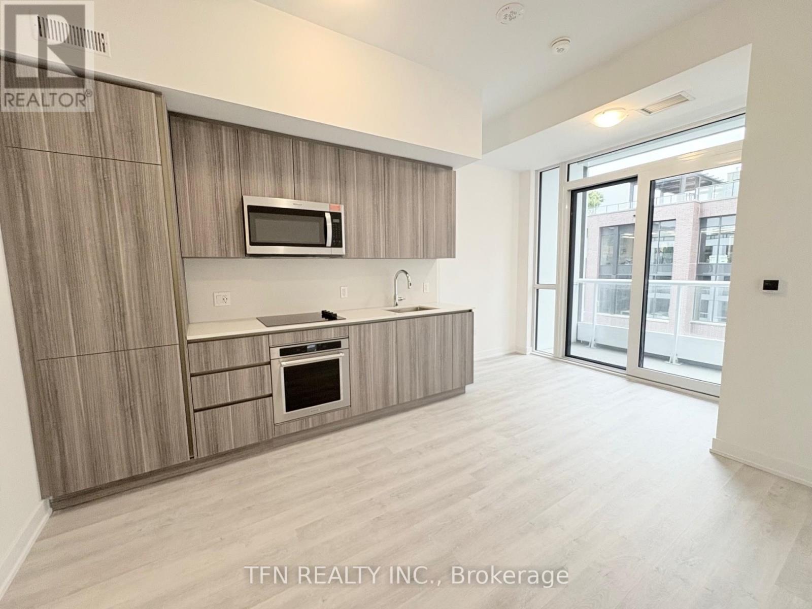 Photo 12 of 1123 15 Richardson Street, Toronto ON