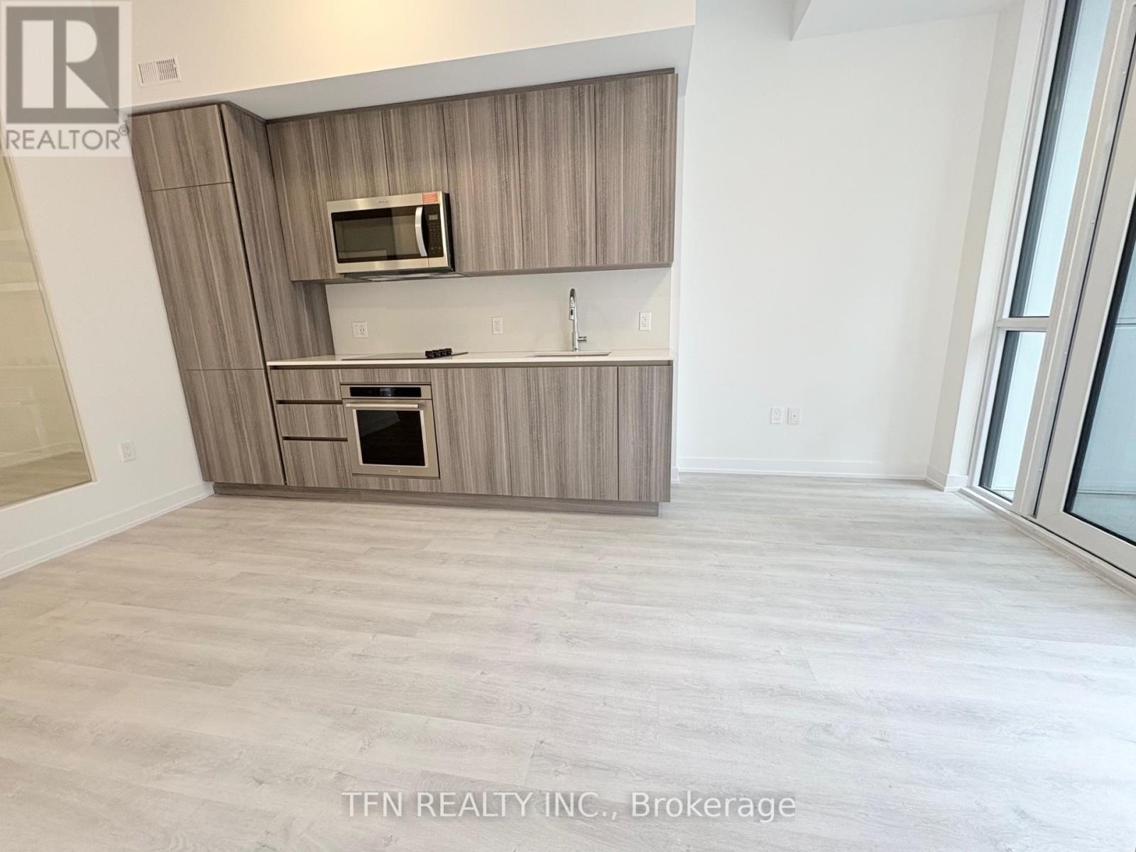 Photo 13 of 1123 15 Richardson Street, Toronto ON