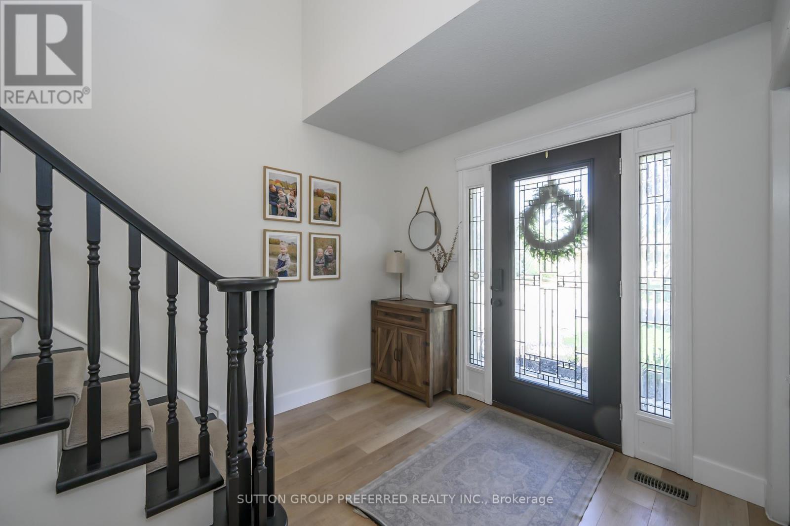 Photo 22 of 87 Robinson Lane, London North ON