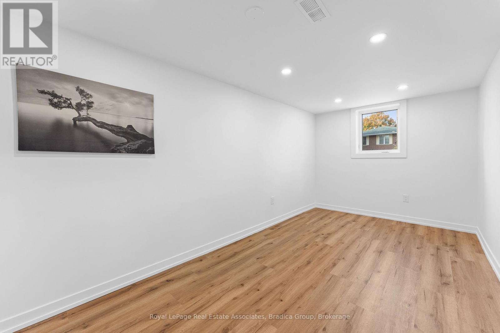 Photo 4 of Bsmt 266 Carson Drive, Hamilton ON