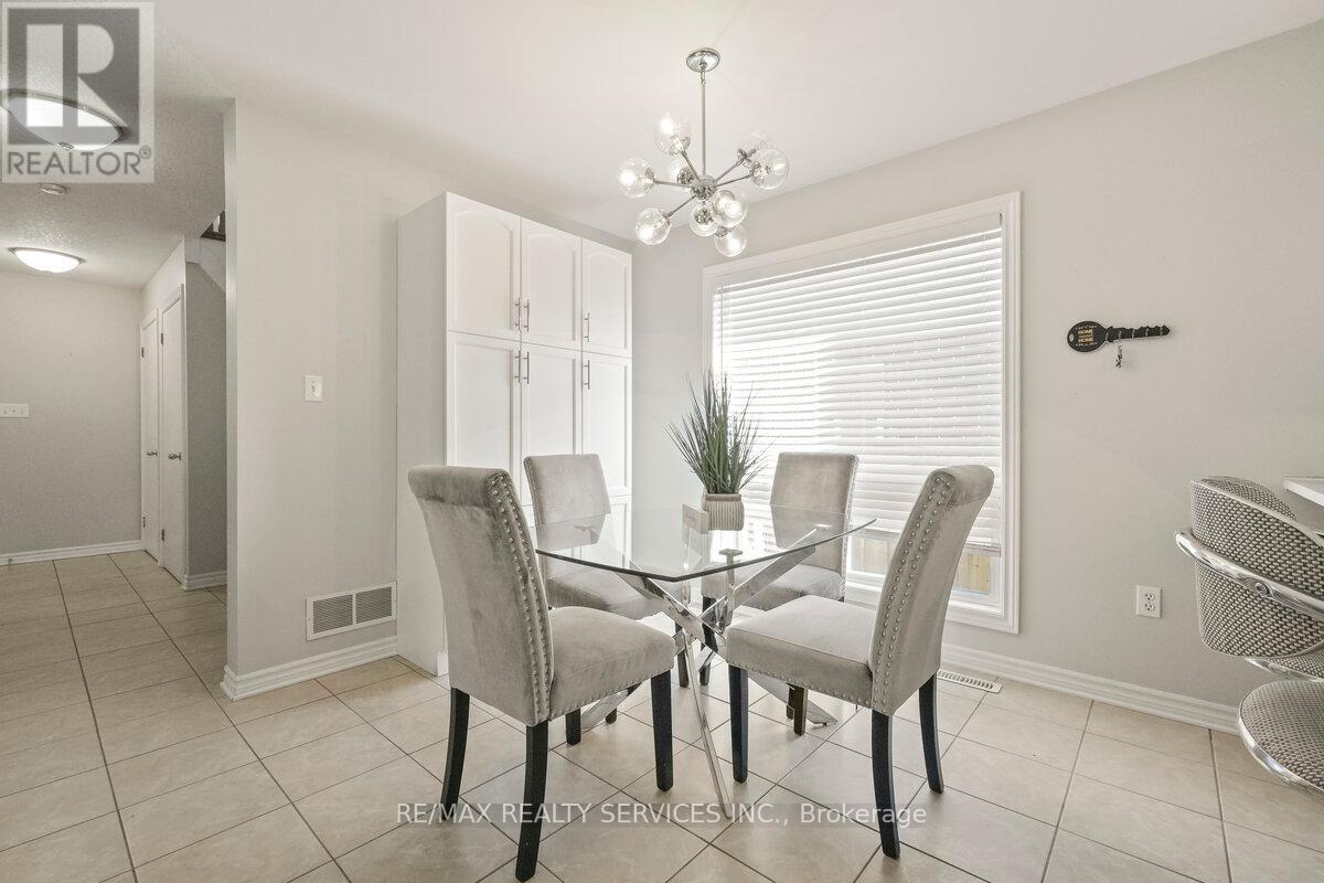 Photo 15 of 829 Oakcrossing Road, London North ON