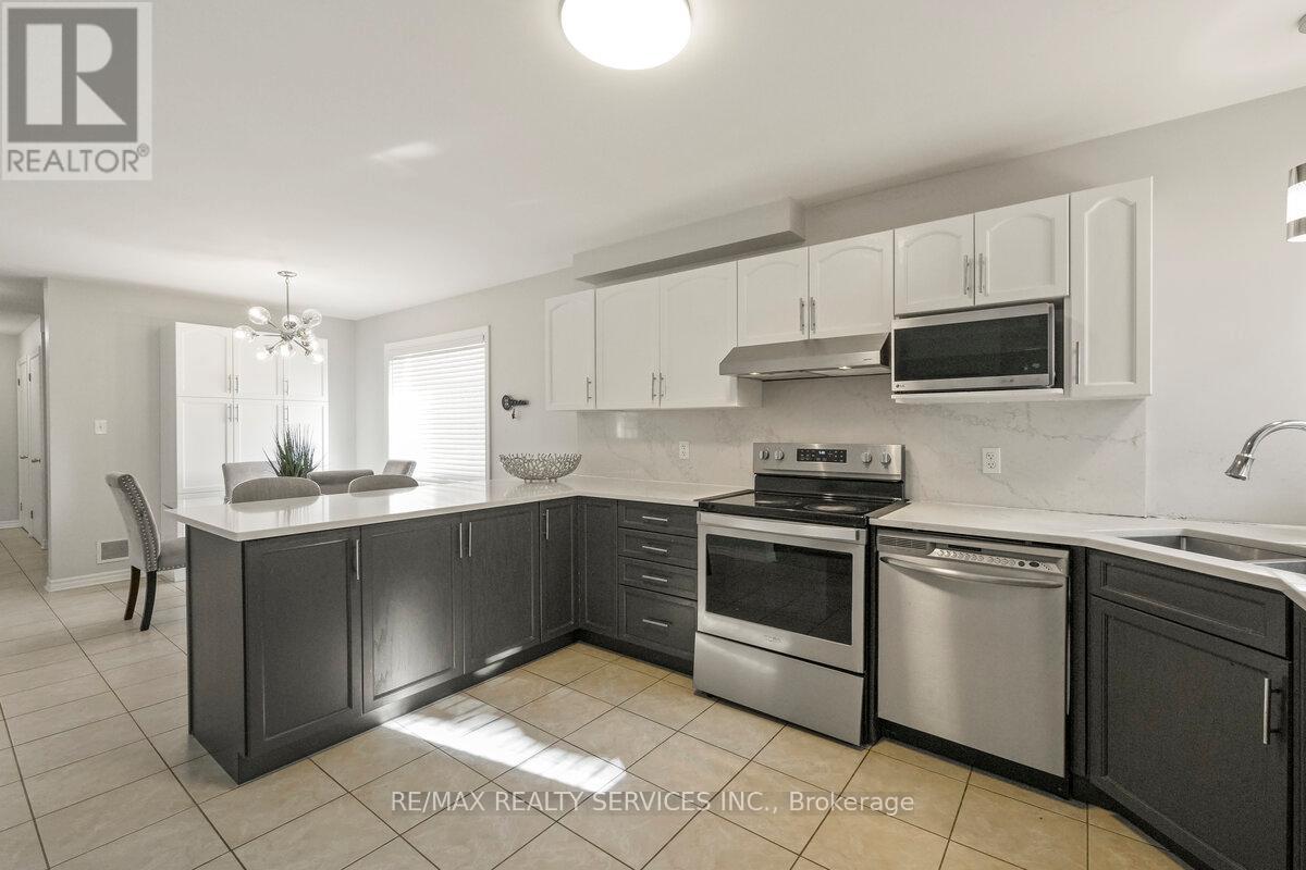 Photo 19 of 829 Oakcrossing Road, London North ON