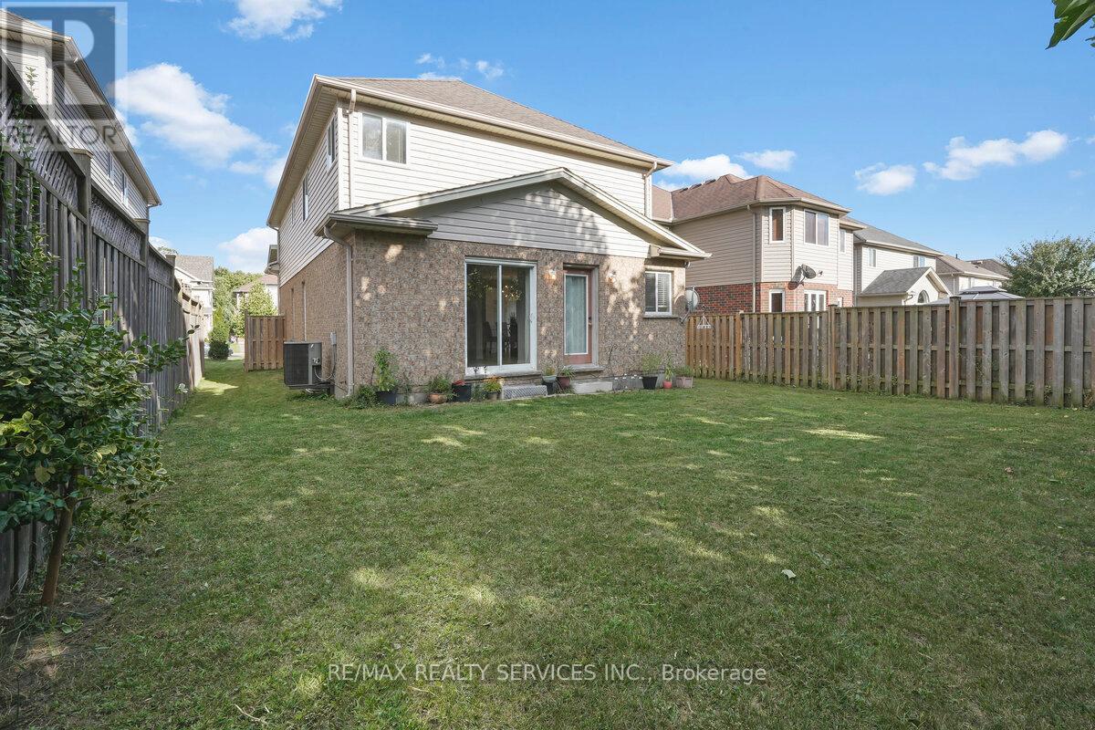 Photo 46 of 829 Oakcrossing Road, London North ON