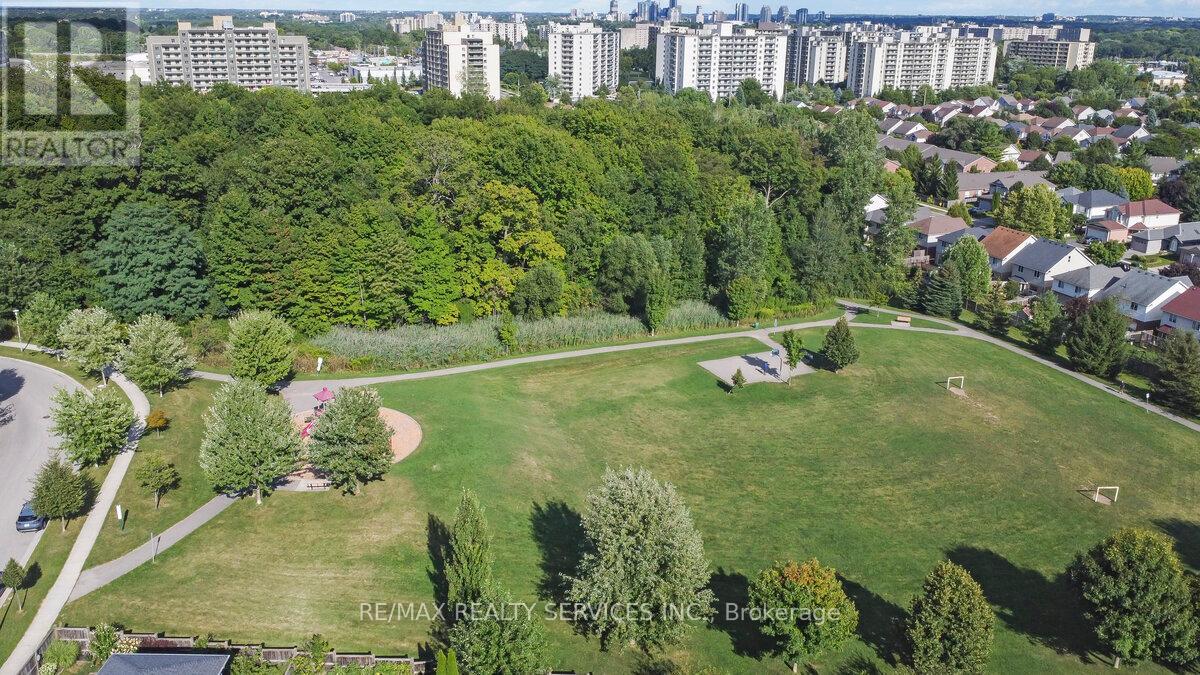 Photo 50 of 829 Oakcrossing Road, London North ON