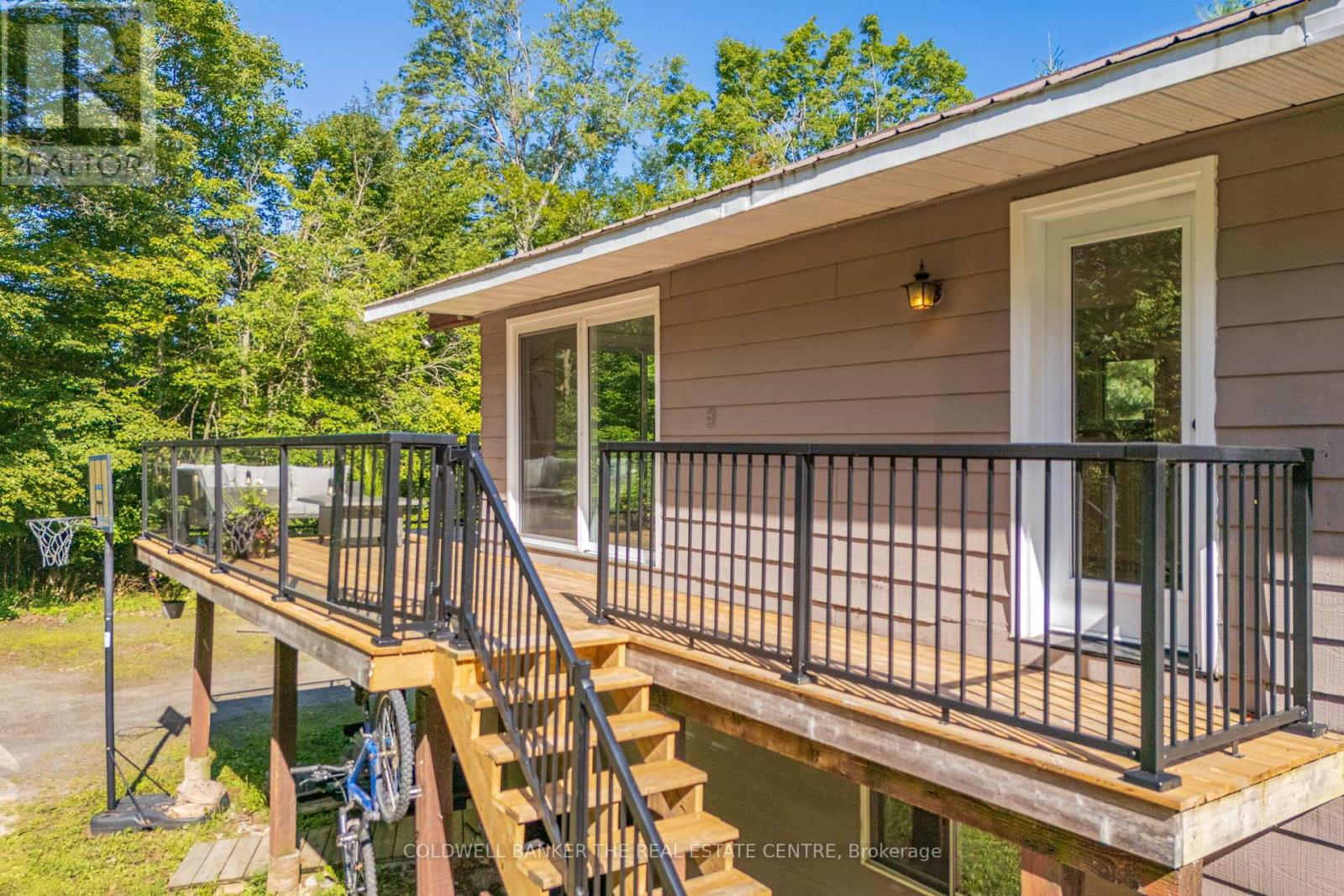 Photo 14 of 1100 Mortimers Point Road, Muskoka Lakes ON