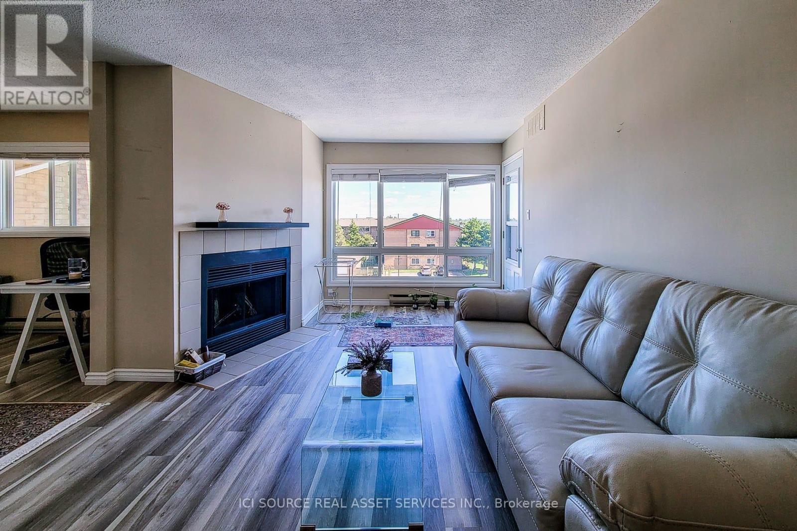 Photo 13 of 411 78 Roehampton Avenue, St Catharines ON