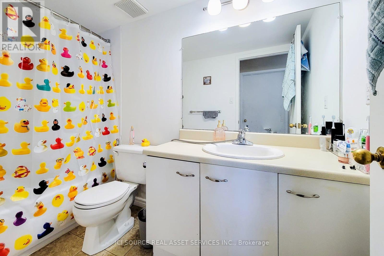 Photo 28 of 411 78 Roehampton Avenue, St Catharines ON