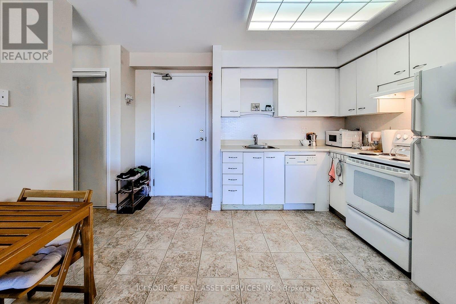 Photo 9 of 411 78 Roehampton Avenue, St Catharines ON