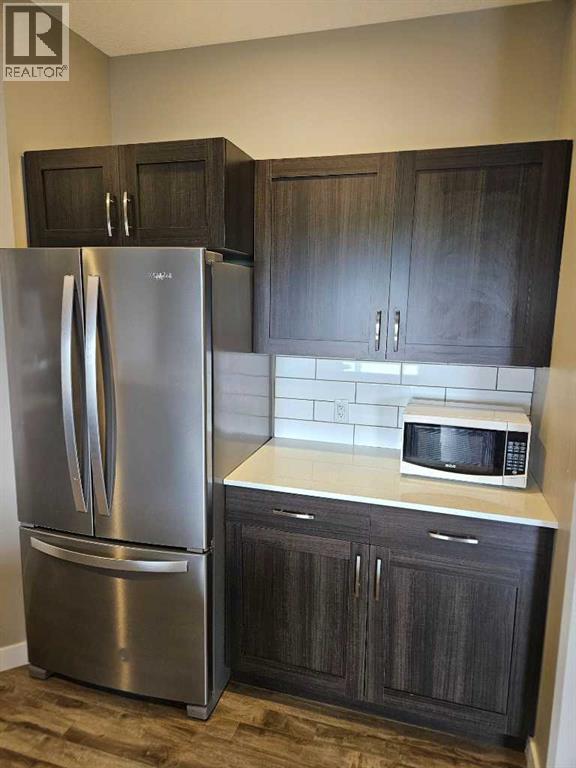 Photo 10 of 9469 92 Street, Wembley AB