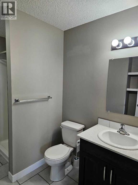 Photo 3 of 9469 92 Street, Wembley AB