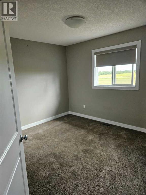 Photo 6 of 9469 92 Street, Wembley AB