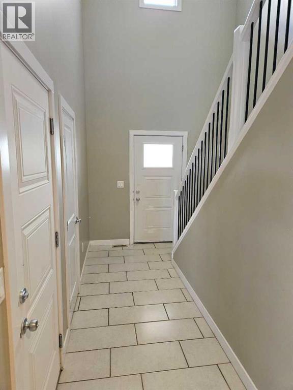 Photo 5 of 9469 92 Street, Wembley AB