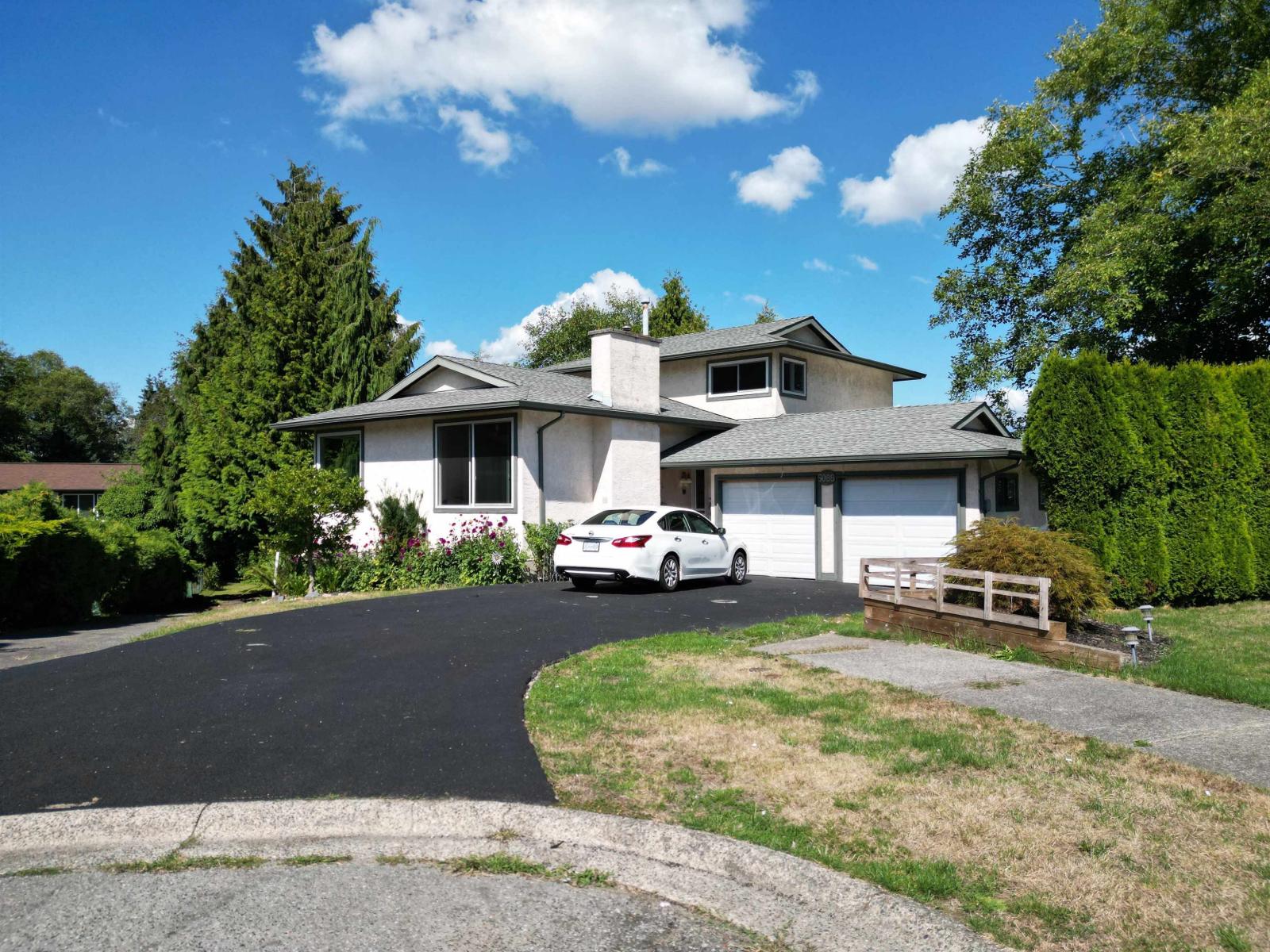 Photo 1 of 5088 199 A Street, Langley BC
