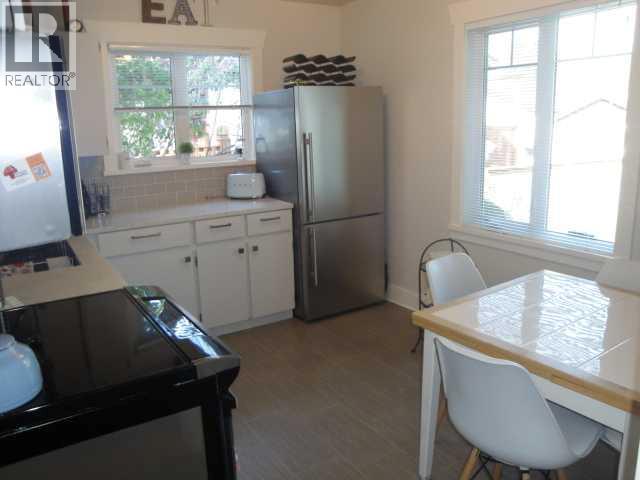 Single Family House Bungalow for Sale in  th Street S Victoria Park Lethbridge 