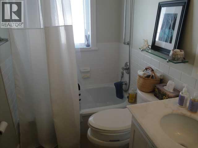 Single Family House Bungalow for Sale in  th Street S Victoria Park Lethbridge 