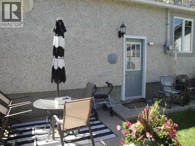 Single Family House Bungalow for Sale in  th Street S Victoria Park Lethbridge 