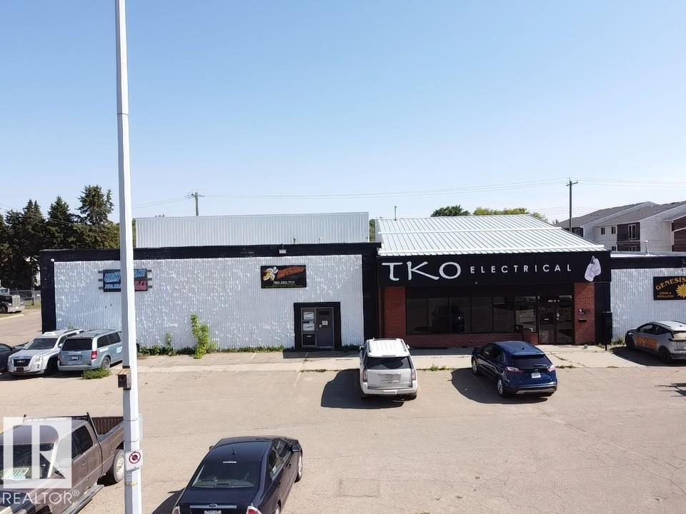 Photo 4 of 5305 49 St, Wetaskiwin AB