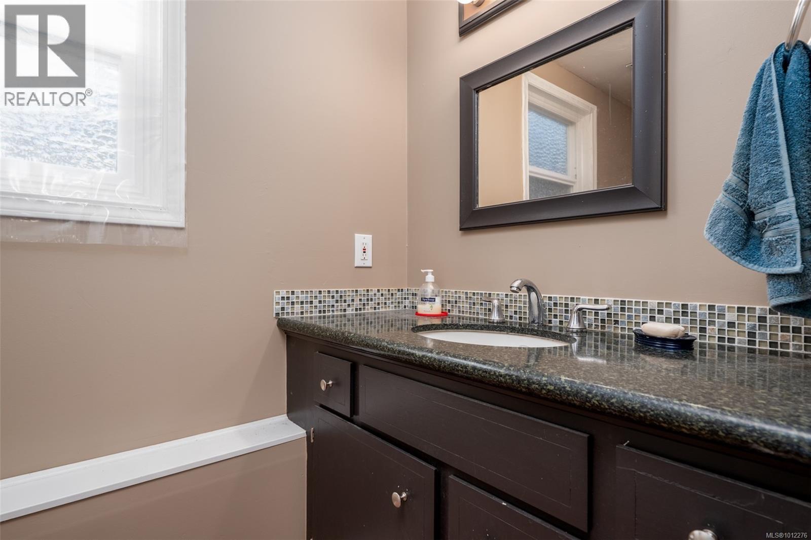 Photo 1 of 2618 Starlight Trail, Nanaimo BC
