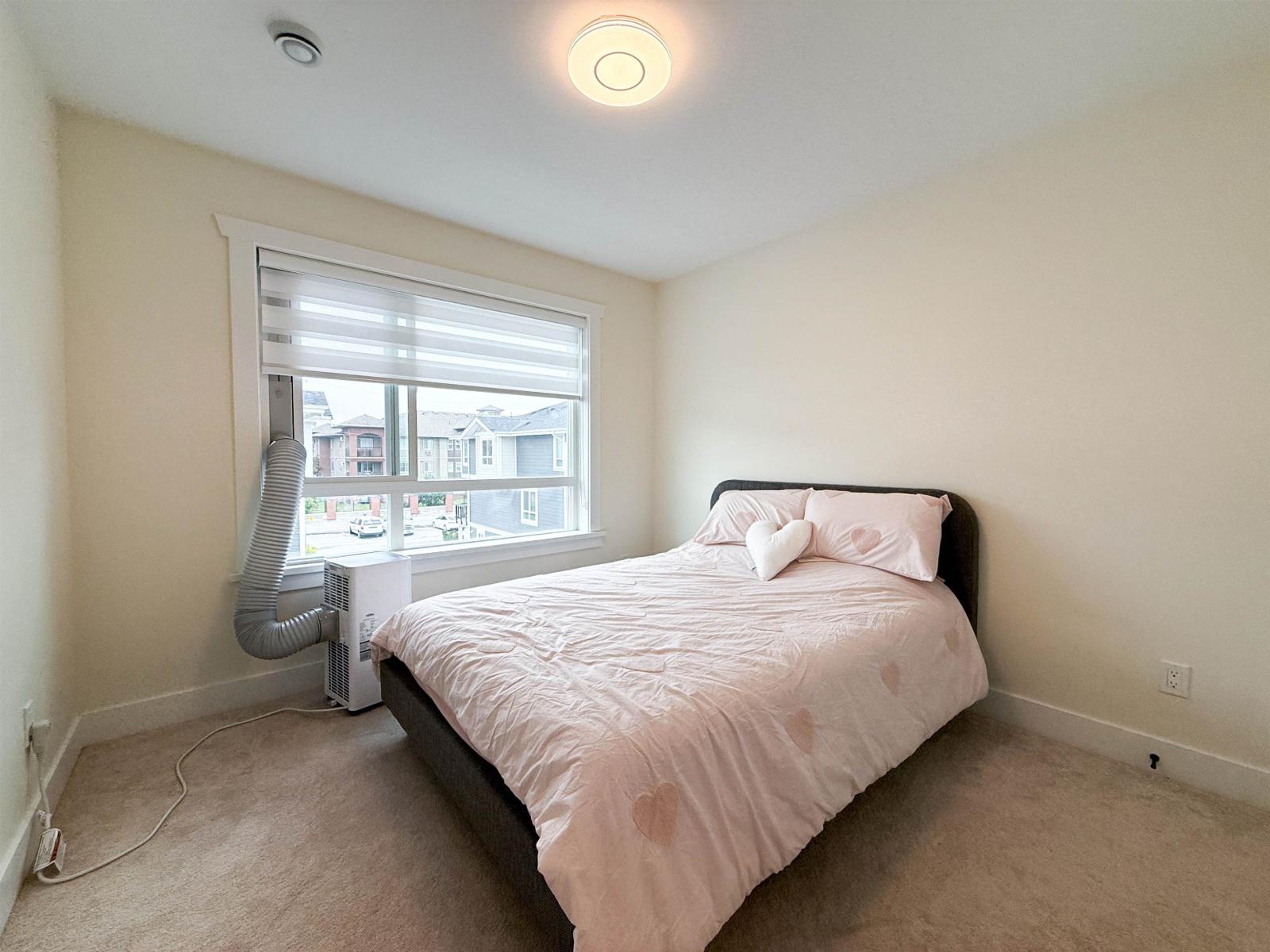 Photo 1 of 19 19743 55 A Avenue, Langley BC