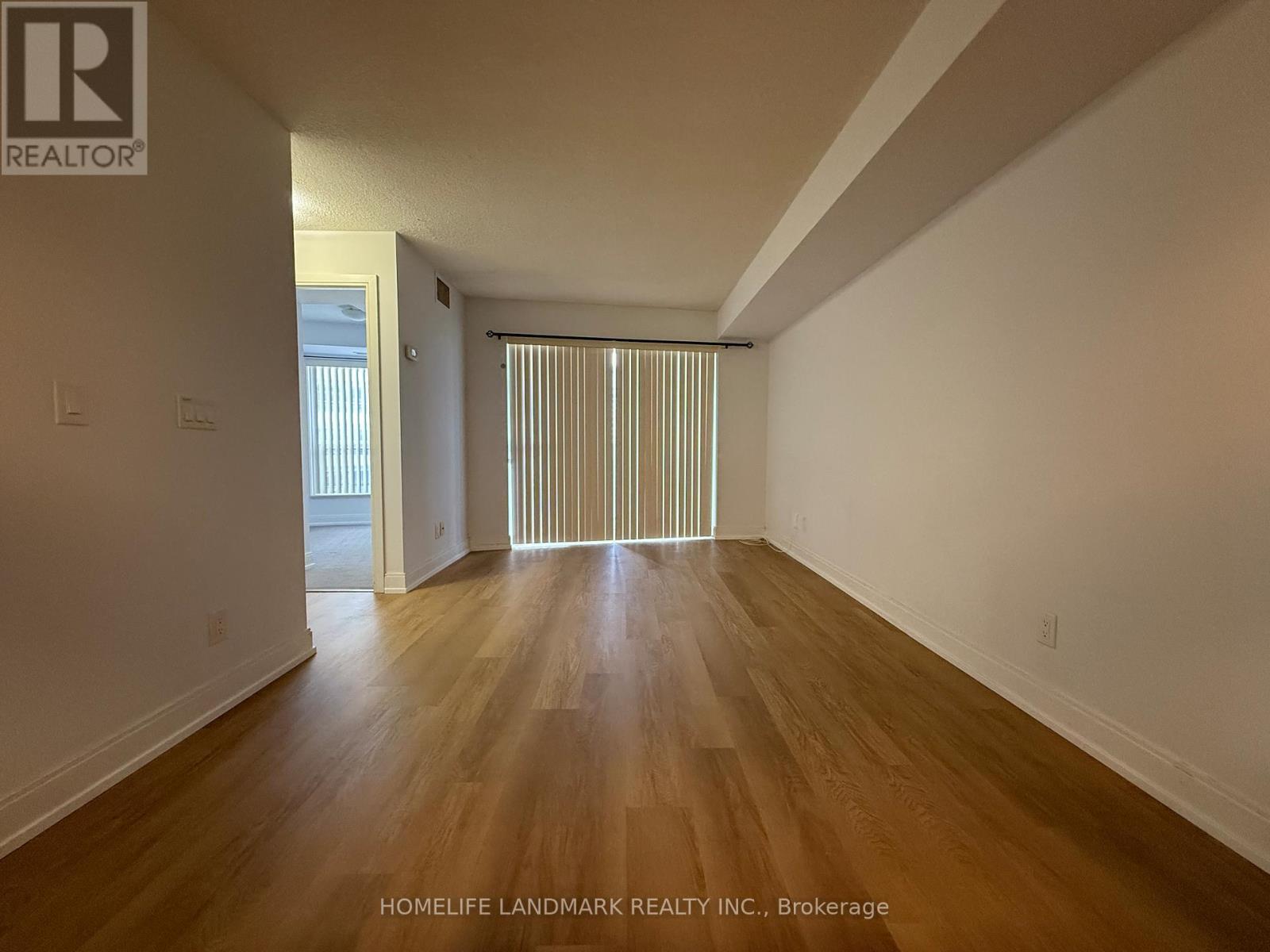 Photo 12 of 2419 135 Village Green Square, Toronto ON