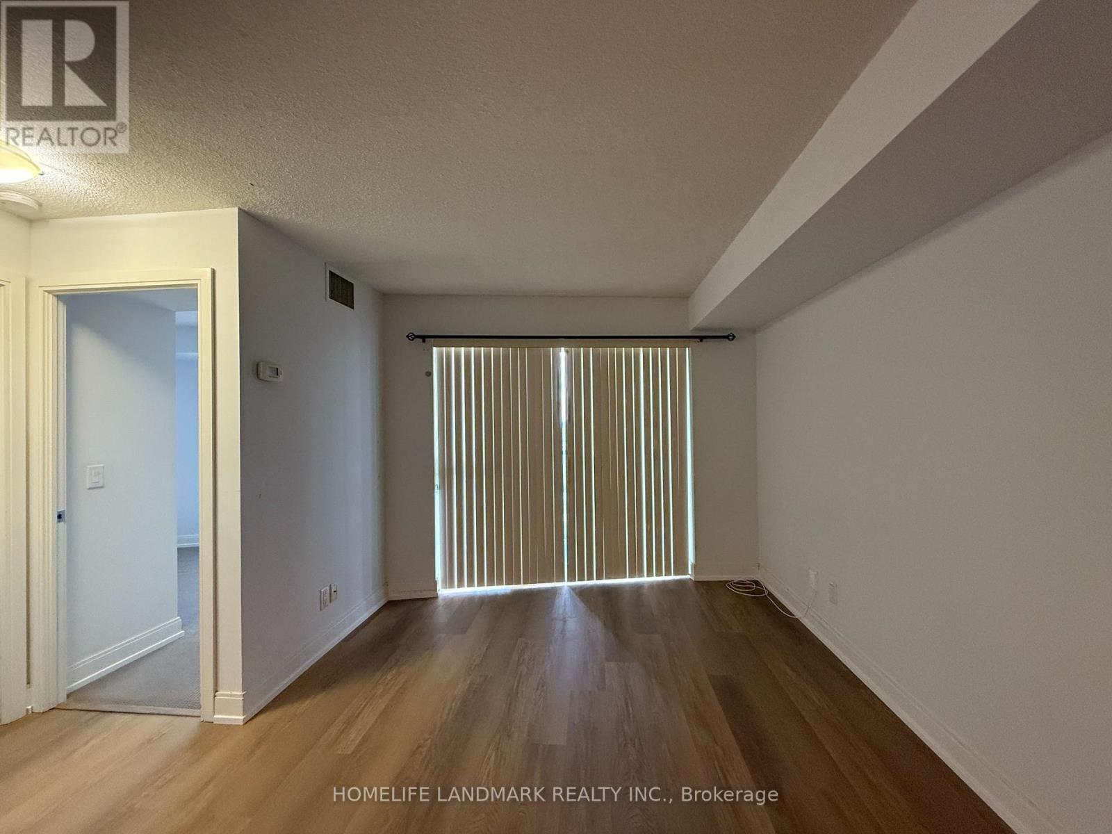 Photo 2 of 2419 135 Village Green Square, Toronto ON