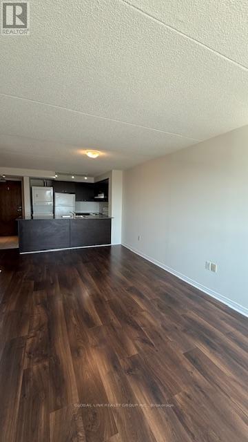 Photo 2 of 605 4600 Steeles Avenue E, Markham ON